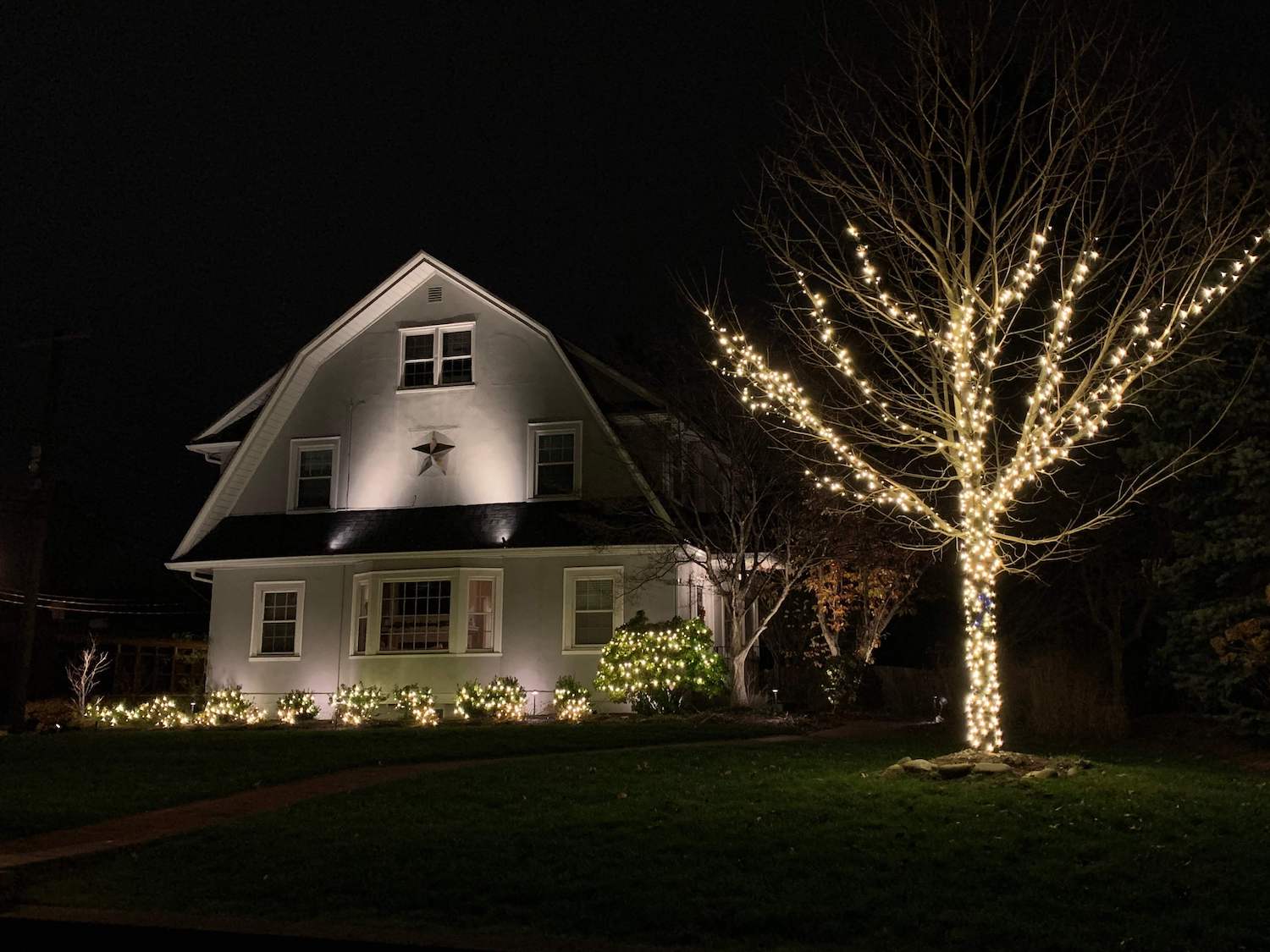Visions Outdoor Lighting Blueprint Design Lights Home Improvement Holiday Light Installation New Jersey 02